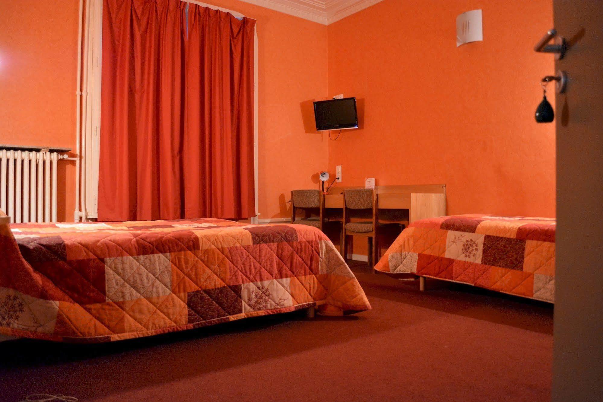 Hotel Le Lyon Bron Kültér fotó