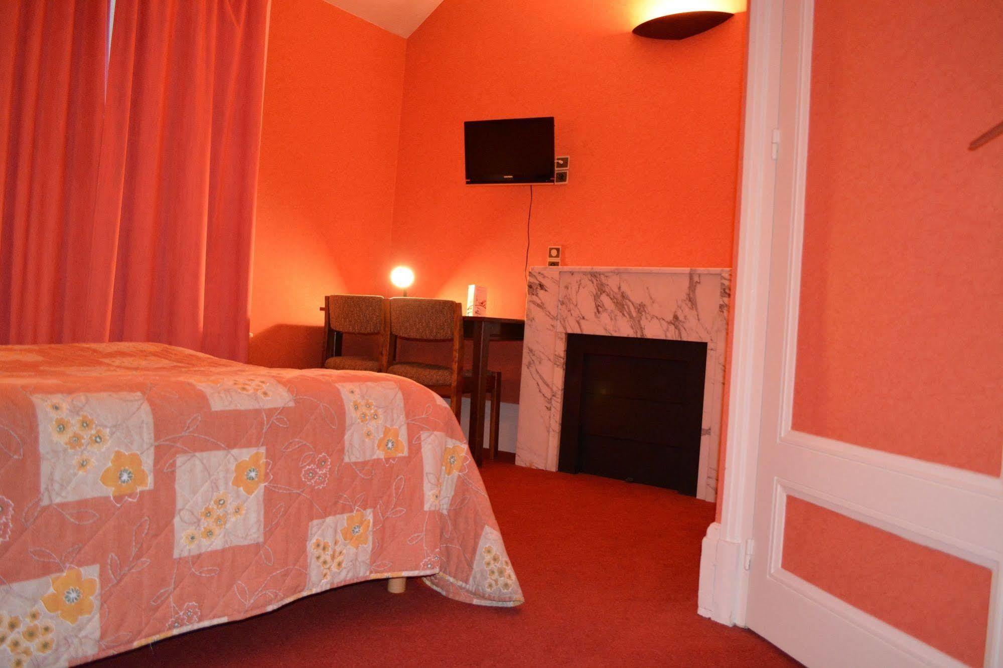 Hotel Le Lyon Bron Kültér fotó